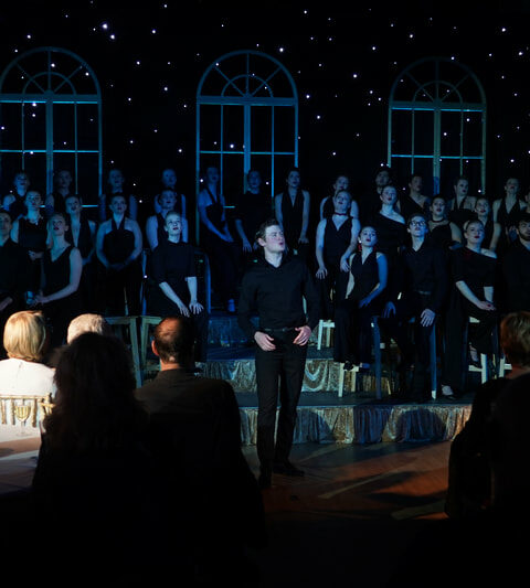 momentum-performing-arts-academy-let-s-face-the-music_1